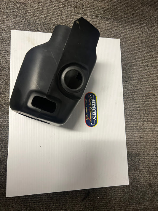 Hyundai Excel X3 Steering Column Covers - Used - image 2