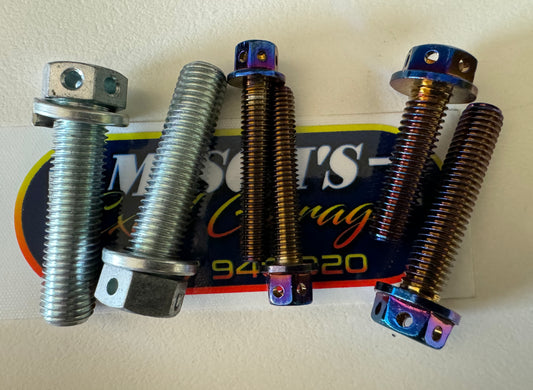 Hyundai Excel Sealing Bolt Kit - image 1