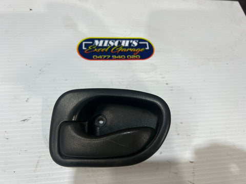 Inner passenger door handle second hand