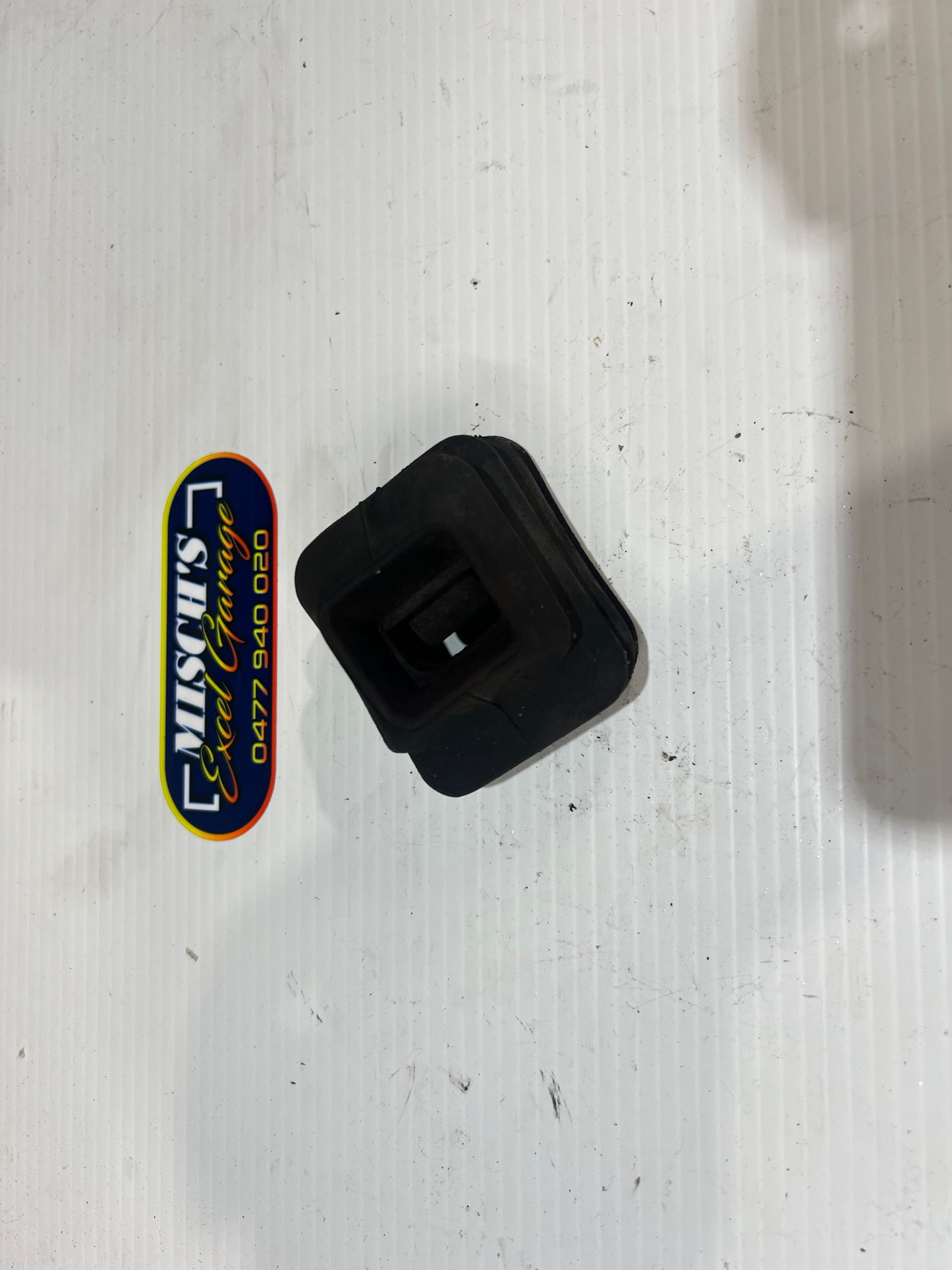 Hyundai Excel Clutch Fork Dust Boot - Used