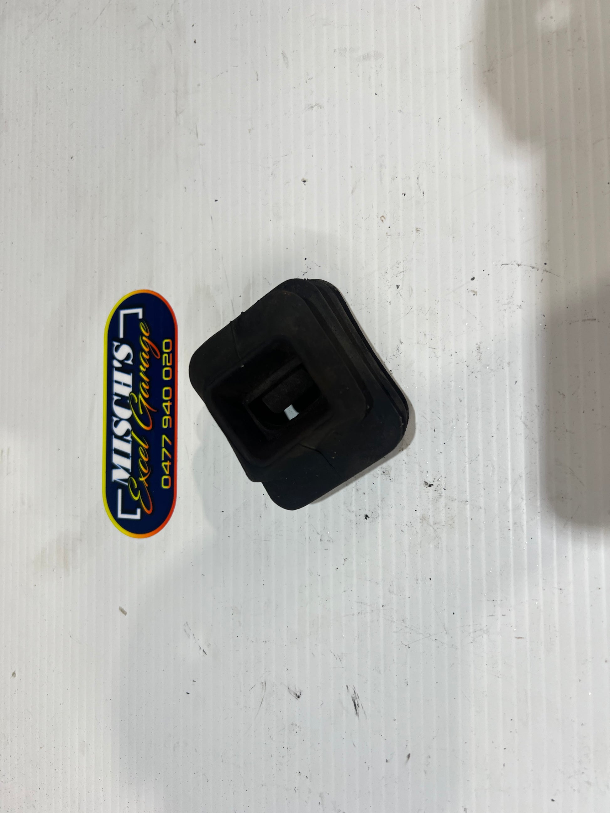 Hyundai Excel Clutch Fork Dust Boot - Used