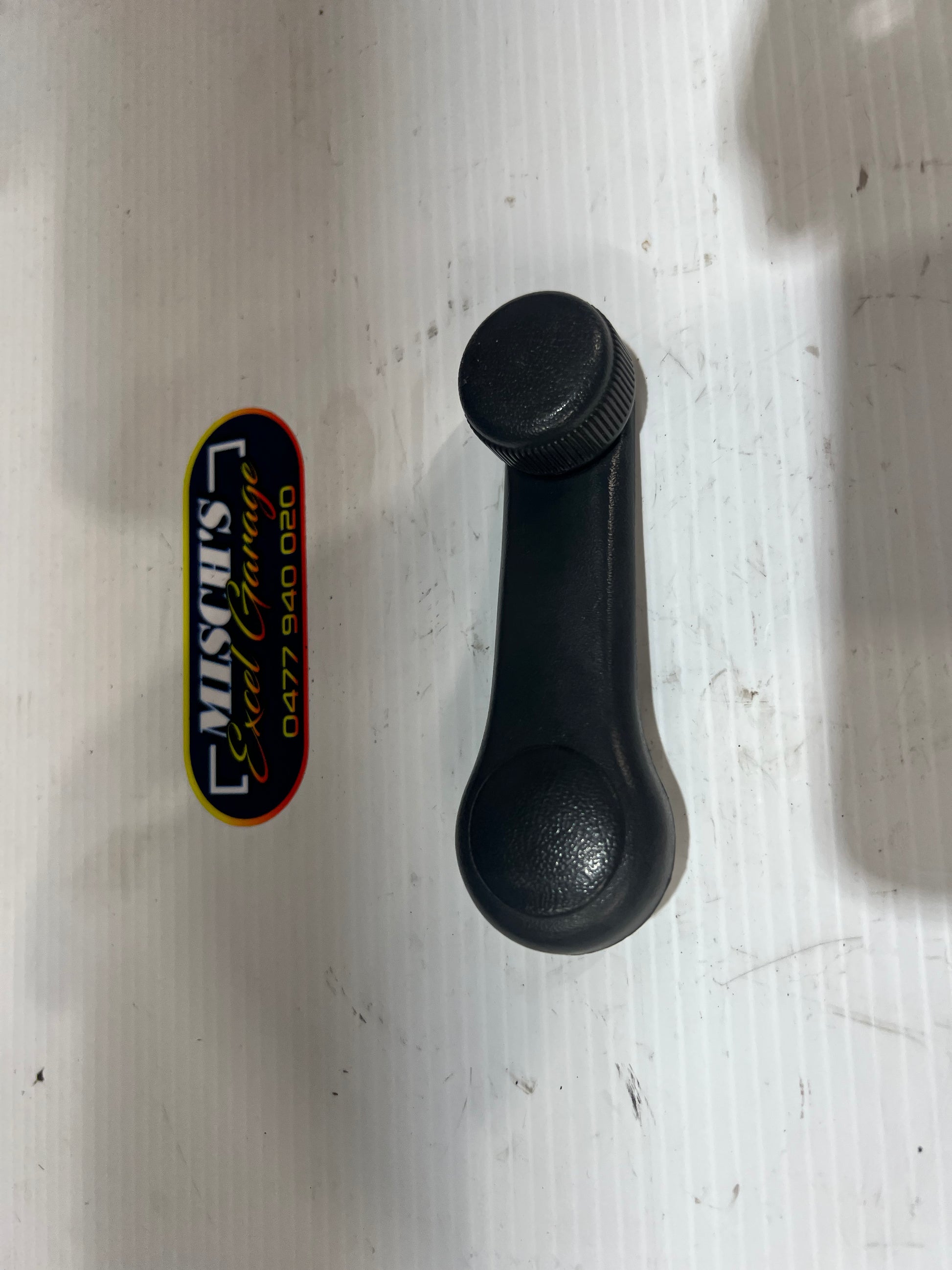 Hyundai Excel X3 Manual Window Winder - Used - image 2