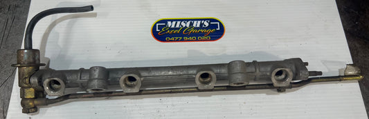 Hyundai Excel Alloy Fuel Rail - Used