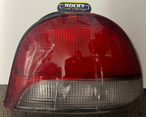 Tail light R/H second hand