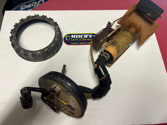 Hyundai Excel X3 Fuel Pump Module Assembly - Used - image 1