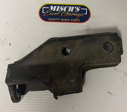 Hyundai Excel Front Control Arm Bracket - Used - image 1